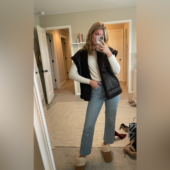 Women's Faux Shearling Lined Leather Vest - Future Collective - Picture 1 of 8